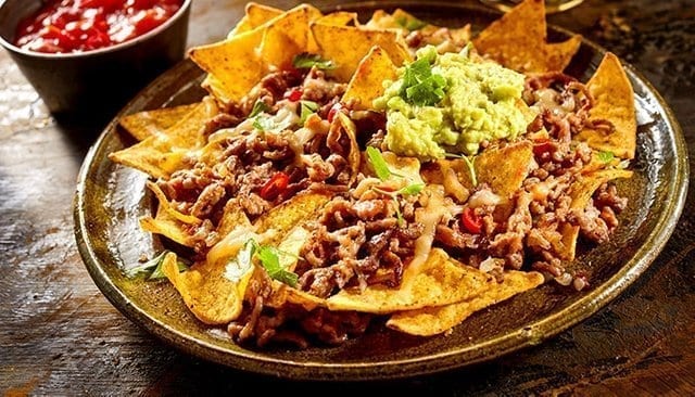 Recipe nachos with cheese and meat